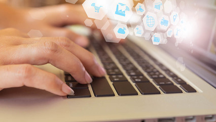 在線咨詢客服系統(tǒng)的選擇與強大輔助功能的實現(xiàn)